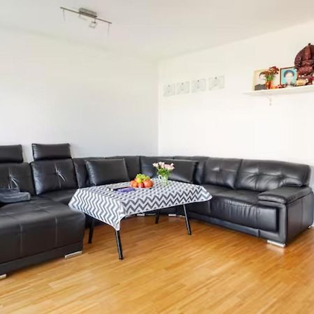 Privat Zimmer Richtung Messe Hanovra Exterior foto