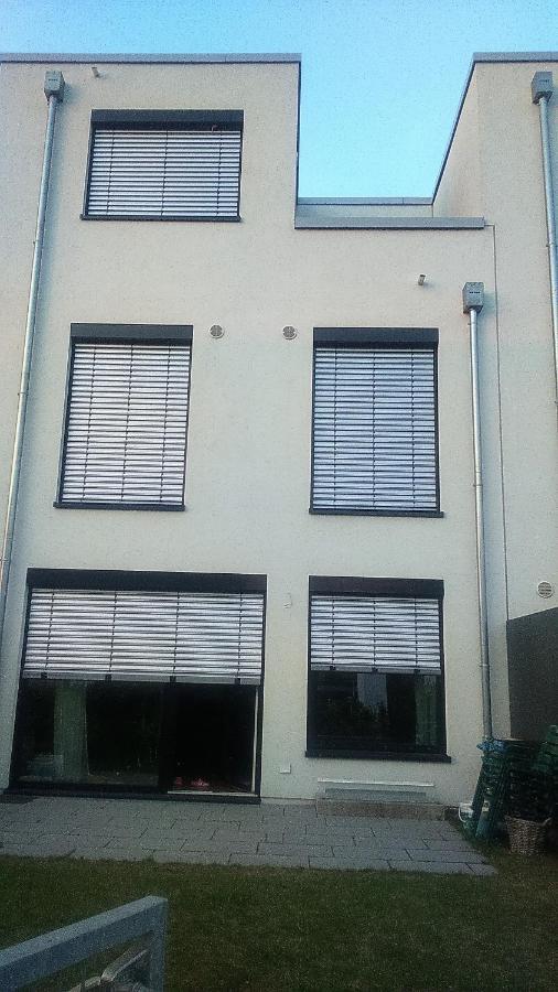 Privat Zimmer Richtung Messe Hanovra Exterior foto